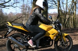 Kymco KR Naked 125 street bike