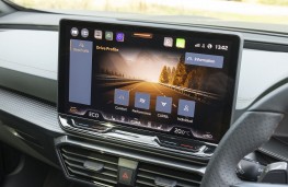 CUPRA Formentor, 2025, display screen