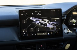 Mazda CX-5 Centre-Line, 2026, display screen