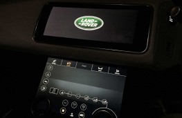 Range Rover Velar, 2017, display screens, night