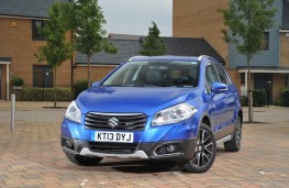 Suzuki SX4 S-Cross, front