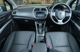 Suzuki SX4 S-Cross, interior