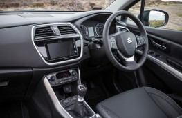 Suzuki S-Cross, 2017, interior