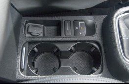 SEAT Alhambra, cupholders