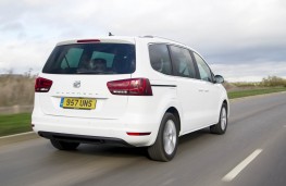 SEAT Alhambra, rear action