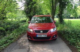 SEAT Alhambra, front