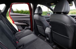 Hyundai Tucson Plug-in Hybrid N Line, 2025, seats