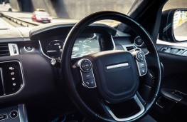 Self Driving Range Rover Sport steering wheel