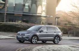 Volkswagen Tiguan Allspace SEL, 2018, side