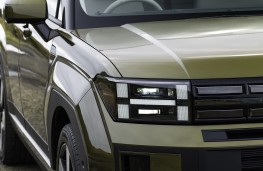 Hyundai Santa Fe Plug-in, 2025, front light