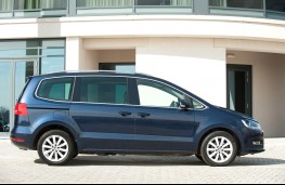 Volkswagen Sharan, side
