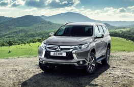 Mitsubishi Shogun Sport, 2018, front