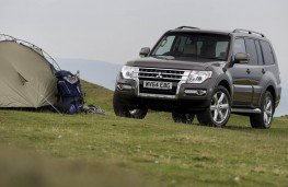 Mitsubishi Shogun, side