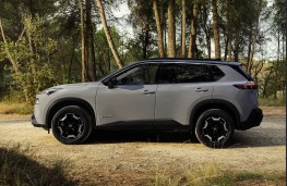 Nissan X-Trail, 2025, side