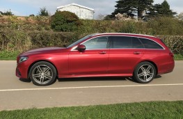 Mercedes E-Class Estate, side