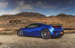 Honda NSX, side