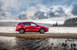 Ford Kuga, 2024, side