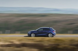 Audi A3 Sportback, 2025, side