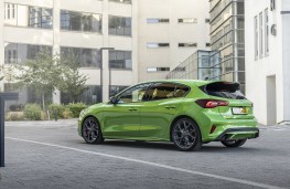 Ford Focus ST, 2025, side