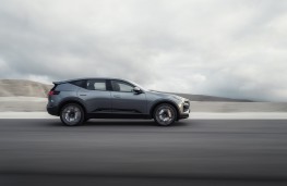 Polestar 3, 2025, side