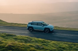 Kia EV3, 2025, side
