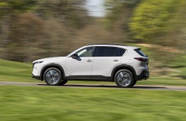 Mazda CX-5 Centre-Line, 2026, side