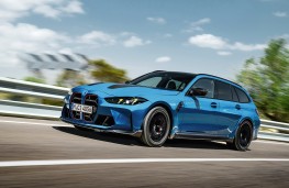 BMW M3 CS Touring, 2025, side