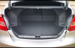 Suzuki Kizashi, boot