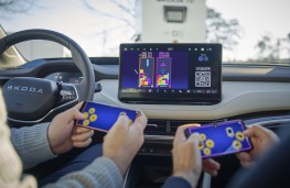 Skoda infotainment system, 2026, screen and handsets