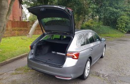 Skoda Octavia Estate, 2024, boot