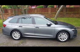 Skoda Octavia Estate, 2024, side