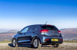 Kia Rio, rear