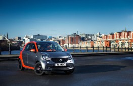 Smart ForFour, front