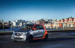 Smart ForFour, front