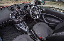 Smart ForTwo Cabrio, interior