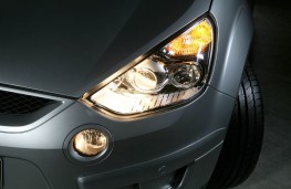 Ford S-Max, adaptive headlamps