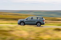 Kia Sorento ‘Edition’ HEV T-GDi, 2025, side