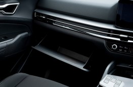 Kia Sportage, 2026, glove box