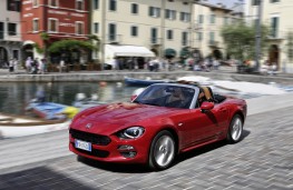 Fiat 124 Spider, 2016, side, action