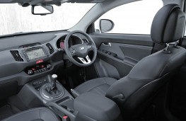Kia Sportage, cabin