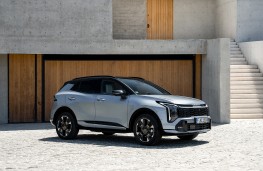 Kia Sportage, 2025, side