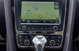 Bentley Flying Spur, centre console