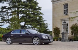 Bentley Flying Spur, side