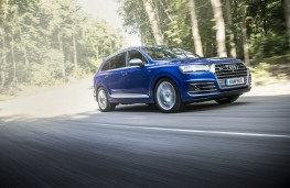 Audi SQ7 Front Action