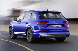 Audi SQ7, rear