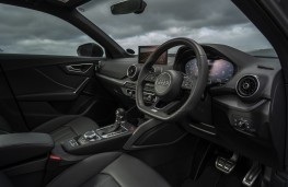 Audi SQ2, 2019, cabin