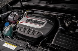 Audi SQ2, 2019, engine