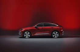 Audi SQ5 Sportback, 2024, side