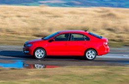 Skoda Rapid Elegance, side