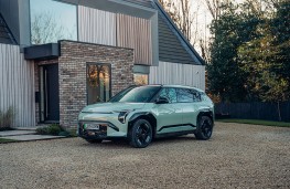 Kia EV3, 2025, side